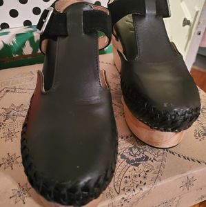 Free People clogs